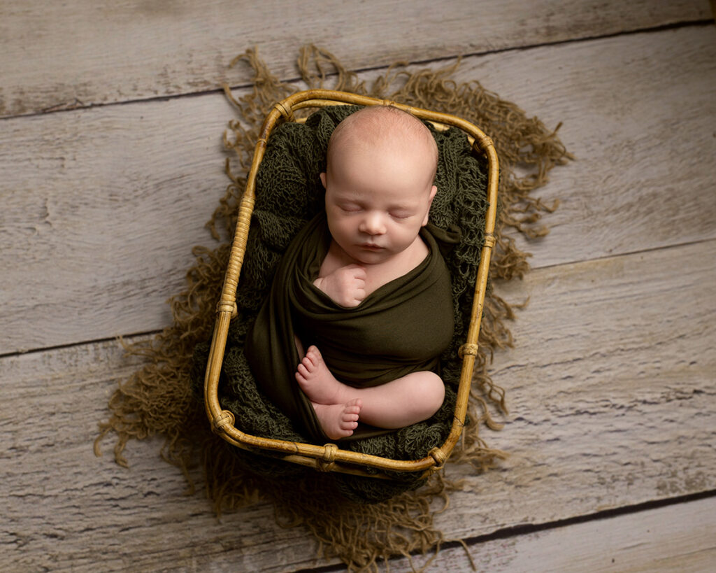 Newborn Photographer Bentley